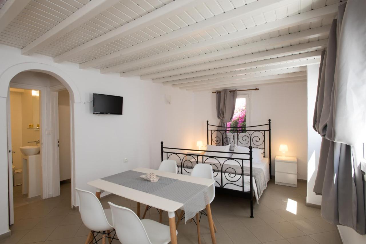 Lirous Studios Mykonos Town Esterno foto