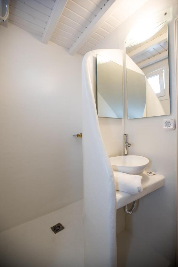 Lirous Studios Mykonos Town Esterno foto