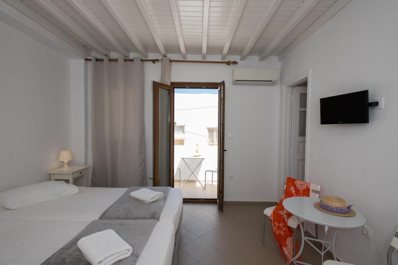 Lirous Studios Mykonos Town Esterno foto